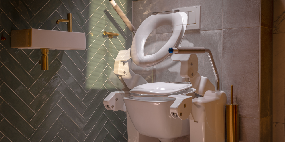 Diagonale STA-OP toiletlift setting bidet 2 – 5 Diagonale STA-OP toiletlift bewegend met bidet